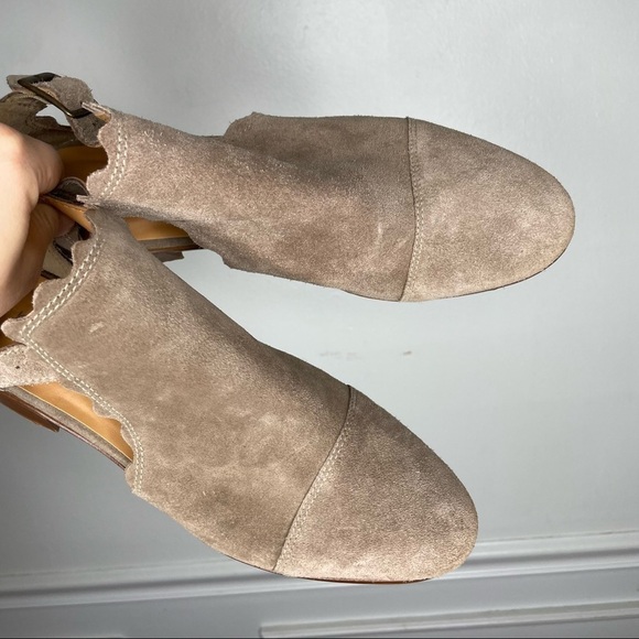Klub Nico Athroplogie Scalloped Taupe Suede Leather Ankle Cutout Booties 10 - Picture 9 of 10